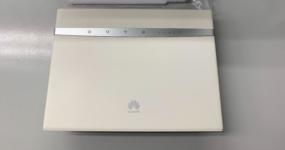 Router modem wifi 4G Huawei B525 liber de retea