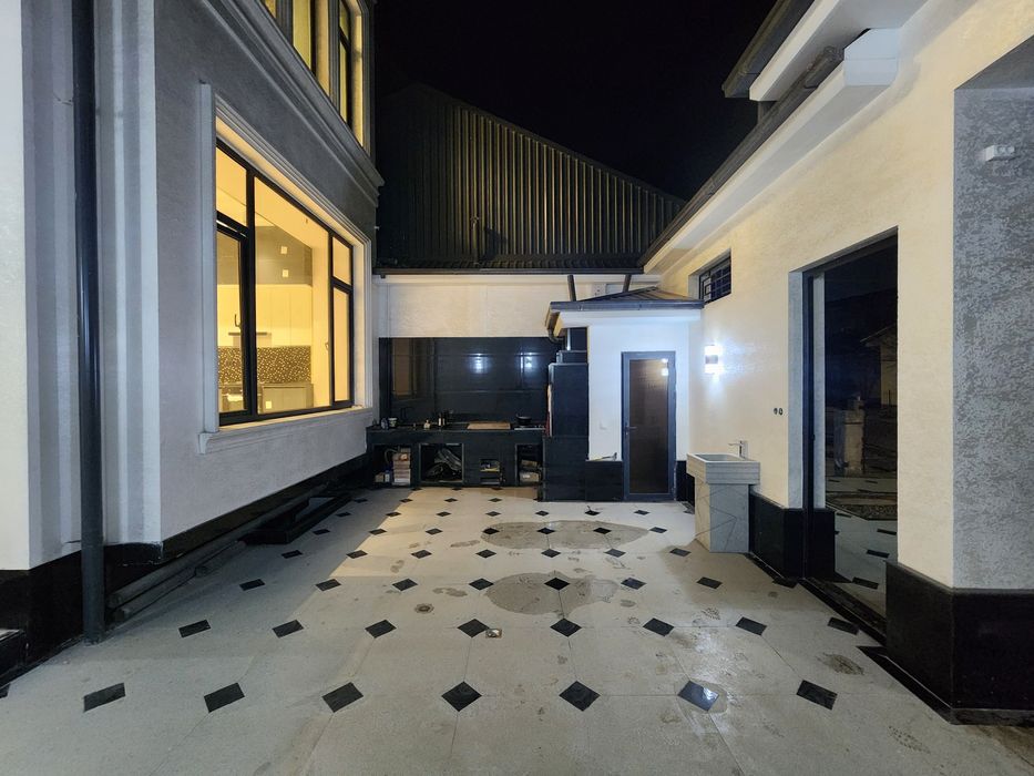 Продаю Евро дом в элитном районе