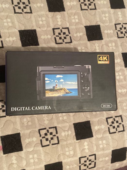 Vând Cameră Digitală 4K Ultra HD (DC101),nouă,sigilată