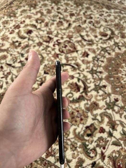 iPhone 7 срочно.