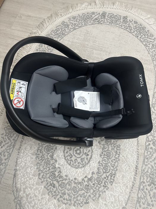 Автокресло Tomix