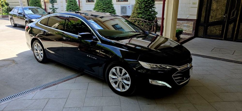 Malibu 2 premier 2022 qora toza full navarotlo shumka mers hadavoy