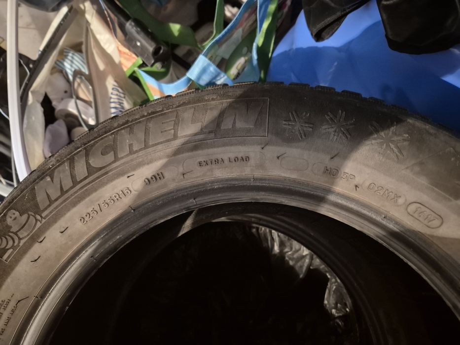 Употребявани зимни гуми Michelin и летни Continental 205/55/R16