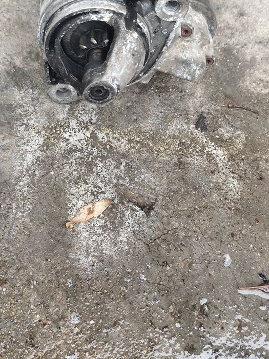 Стартер за nissan almera n16 и nissan алинера tino