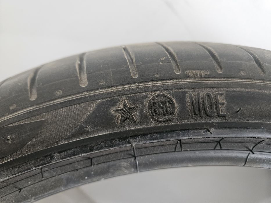 Vând anvelope Pirelli