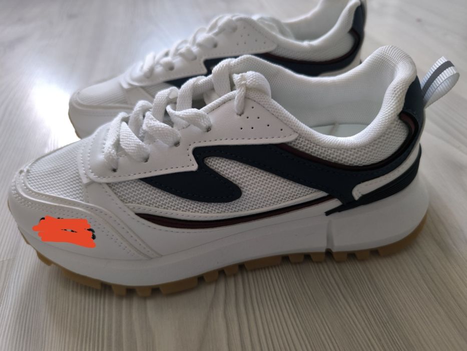 Маратонки 36 номер