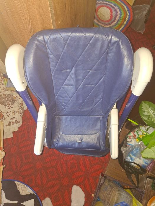 Детский стульчик для кормления