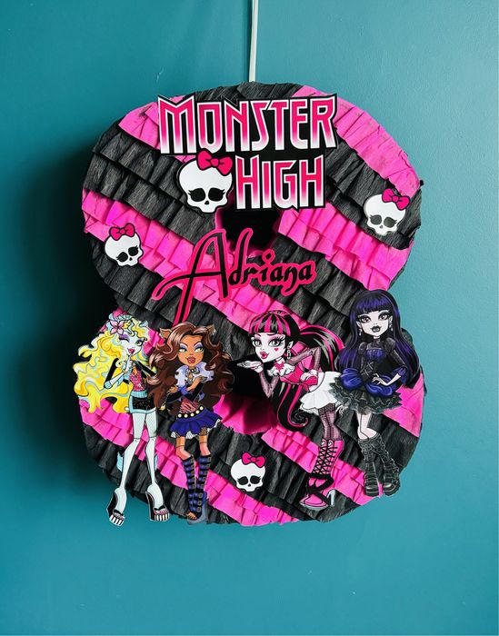 Monster high пинята