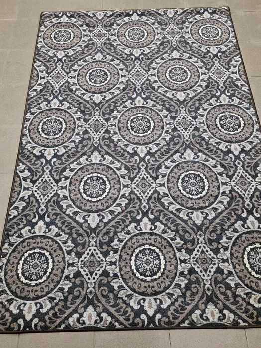 Килими по 30лв Броя Доставката с опция преглед с еконт.