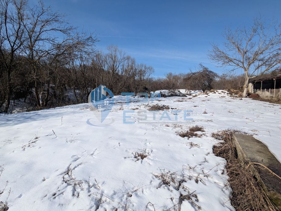 Продава се Промишлена сграда в Борово - 112 кв.м за 242 €/кв.м - Снимка #1