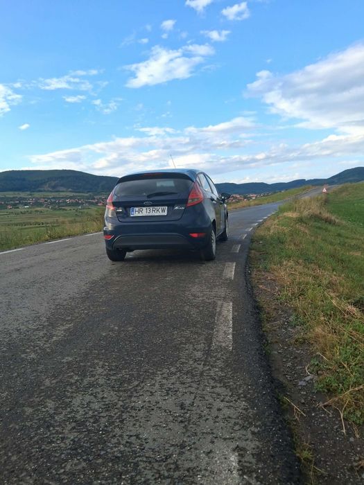 FORD Fiesta 2010 — imagine 3