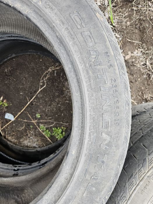 Продам резину Continental 235/55 R19