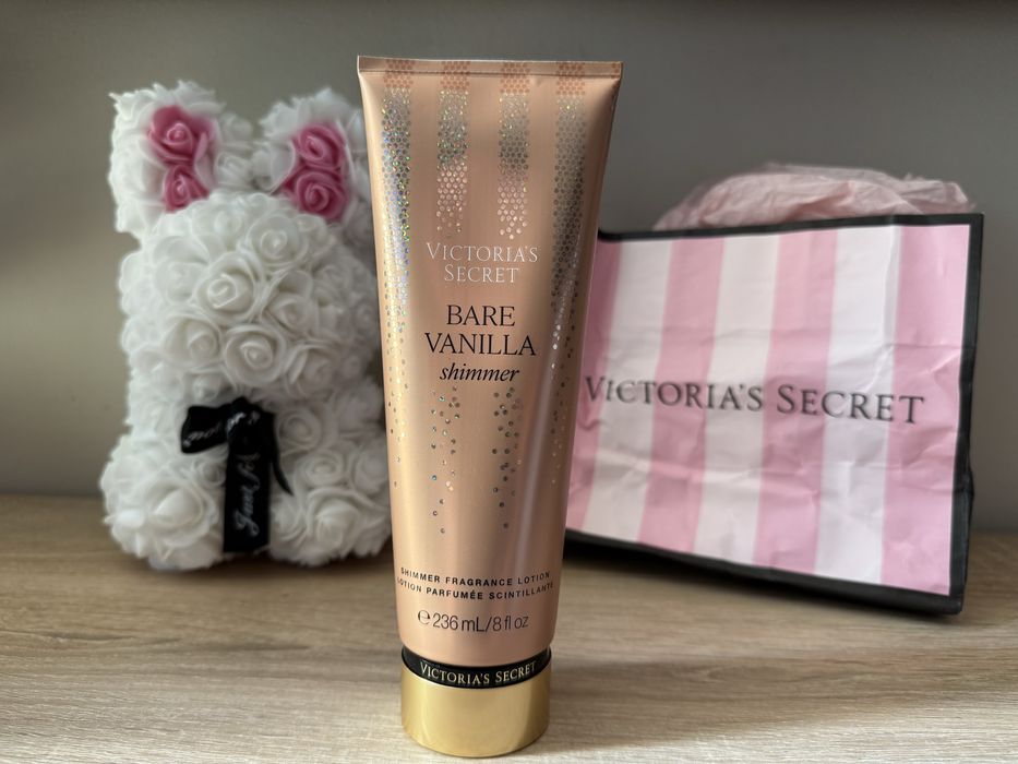 Victoria’s Secret Bare Vanilla Shimmer Fragrance Lotion