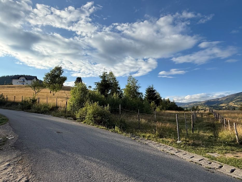 Vand teren Intravilan Albac Apuseni