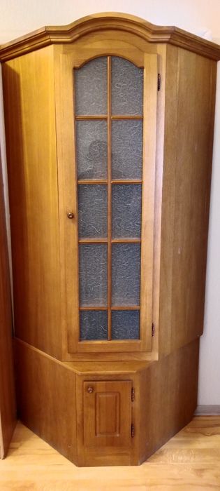 Отдам даром шкаф