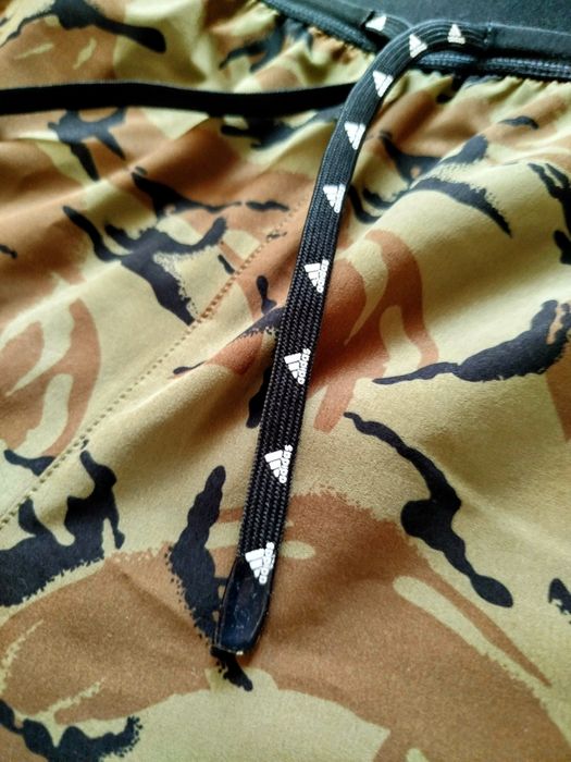 Adidas къси спортни панталони