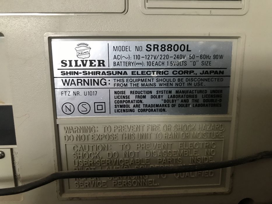 boombox Silver sr8800l