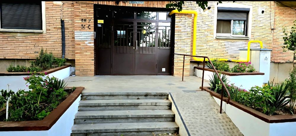 Zugravim scari de bloc! PLATA IN RATE