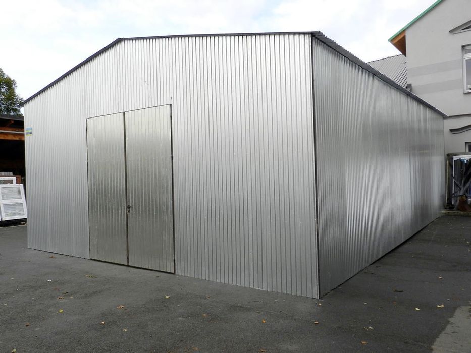 Hale și structuri metalice complete la vânzare componente, stâlpi ferm