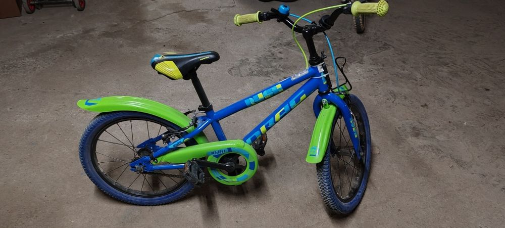 Продавам  две детски колела драг 18