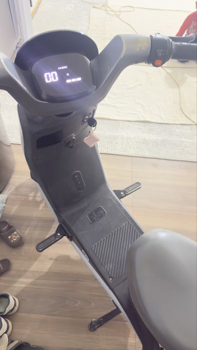 Продаю Элетроскутер как новая