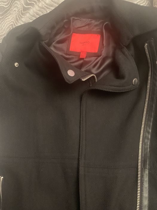 Продается демисезонное пальто , бренд  Манго