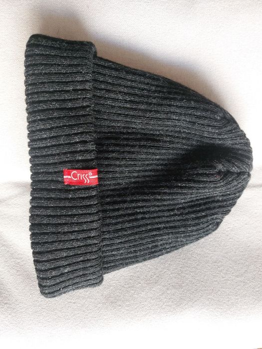 Акрилена зимна шапка Крис Criss