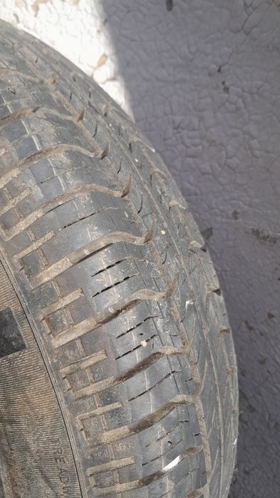Anvelope iarna 195x65x15 și jante5x100 pt Vw,Seat,Skoda+capace Golf 4