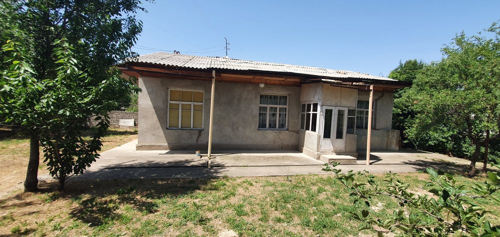 Qibray tumani Salor MFYda 10.6 sotix uchastka sotiladi