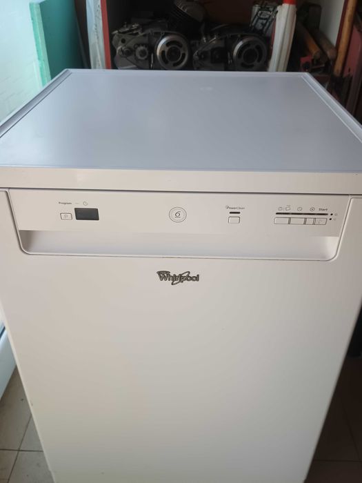 Съдомиялни Whirlpool