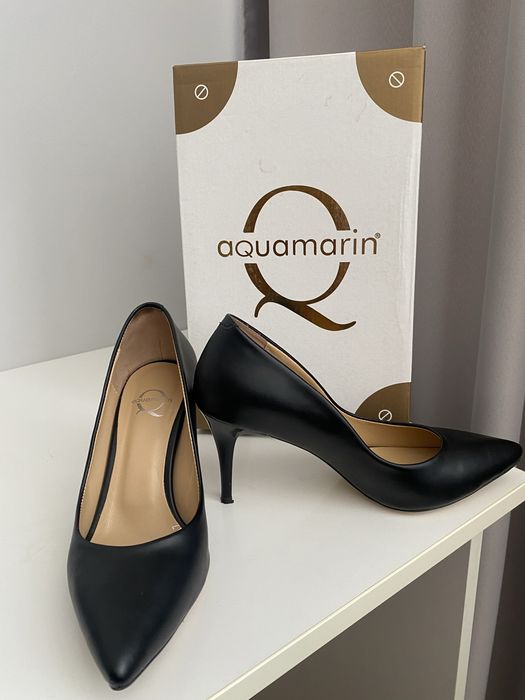 Продам женские туфли