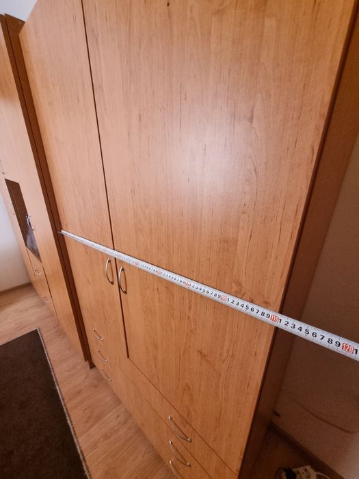 Гардероб за спалня, с размери: д263,в195,ш56