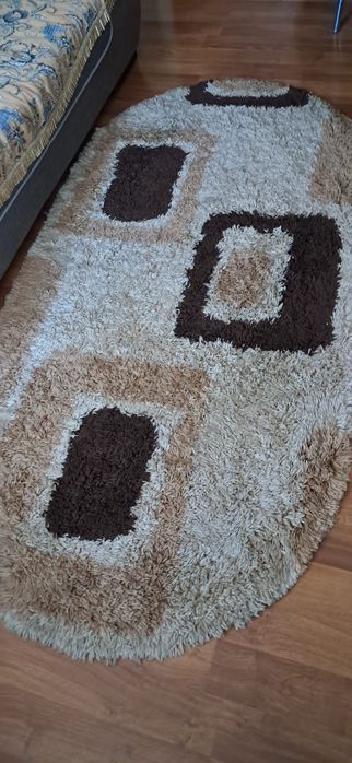 Продам ковёр-травка.