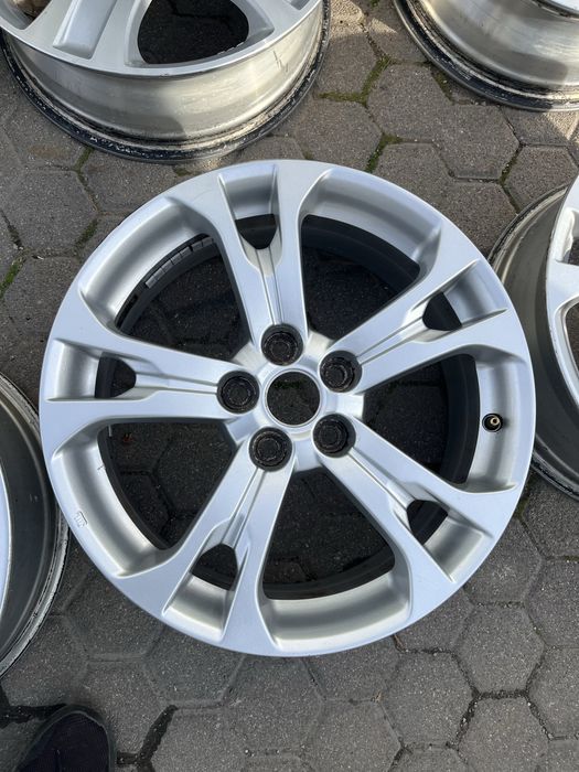 Оригинални джанти 5.114.3.18 за Мицубиши