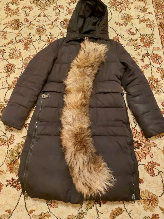 Продам женский пуховик
