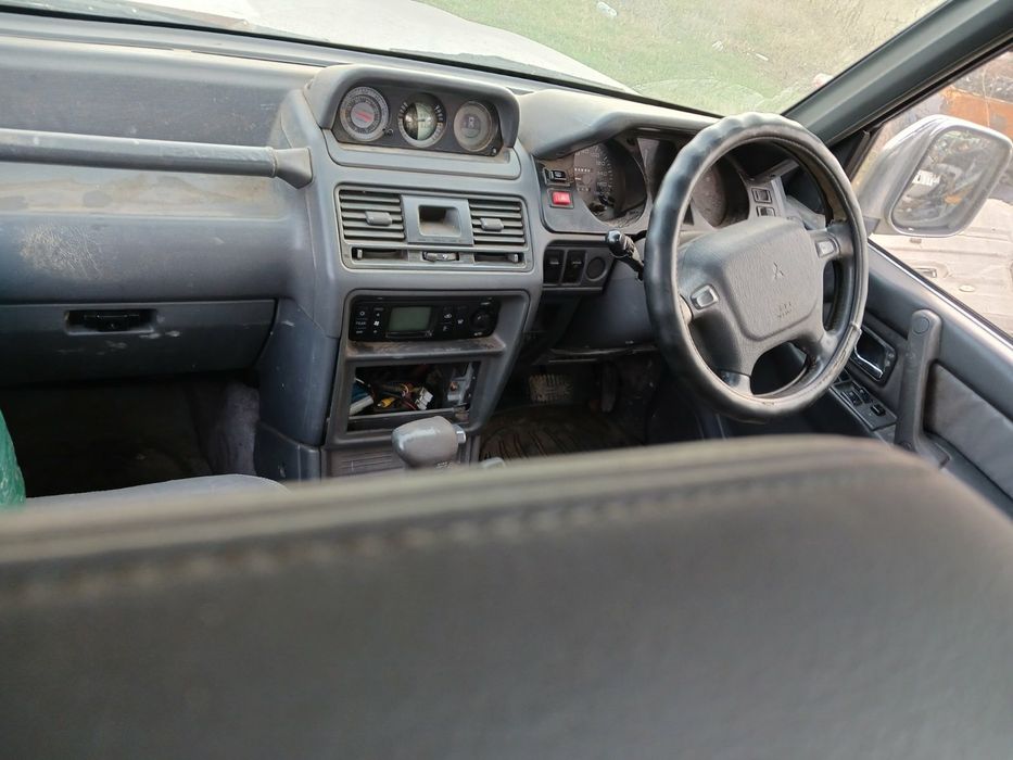 Митцубиши Паджеро 2.8 тди на части 2003год