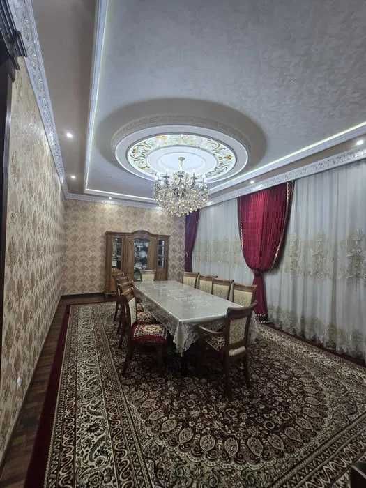 Дом 350 м² в Яккасарай | идеально под клинику, садик или офис