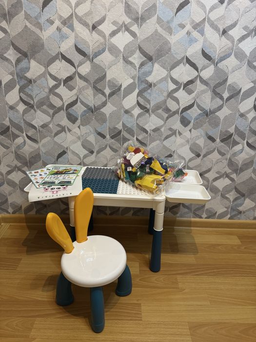 Лего стол, стульчик, конструктор