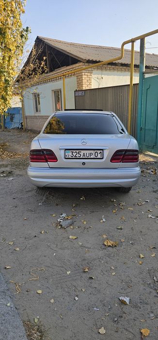 Mercedes-Benz 2.8 v6 112