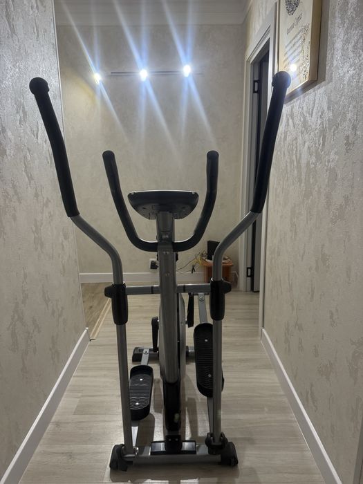 Вело-тренажер в отличном состоянии