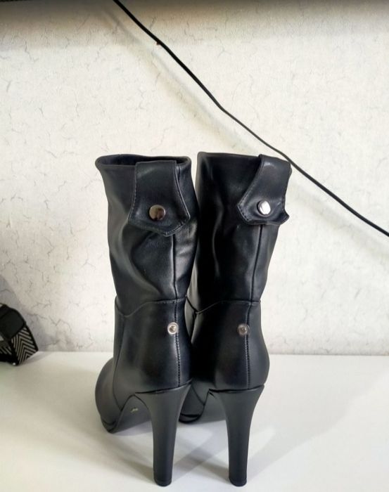 Полусапожки новые кожаные