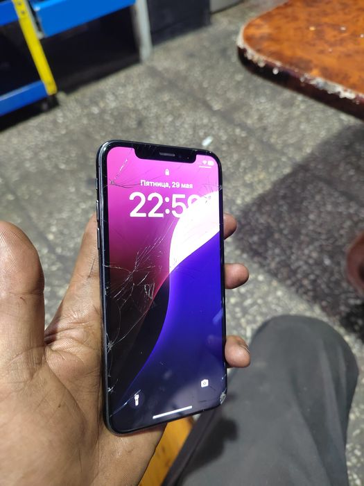 IPhone Xs sotilada