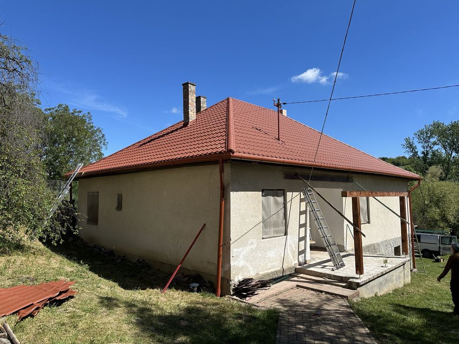 Executam orice tip de reparatii si montare tigla metalica