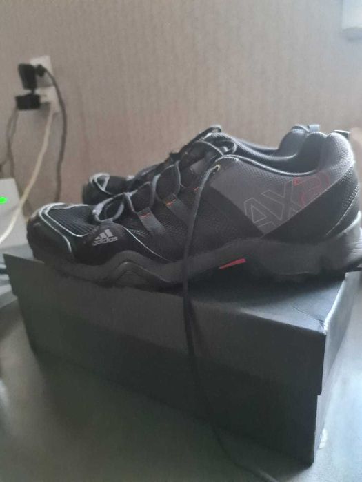 Продам мужскую обувь