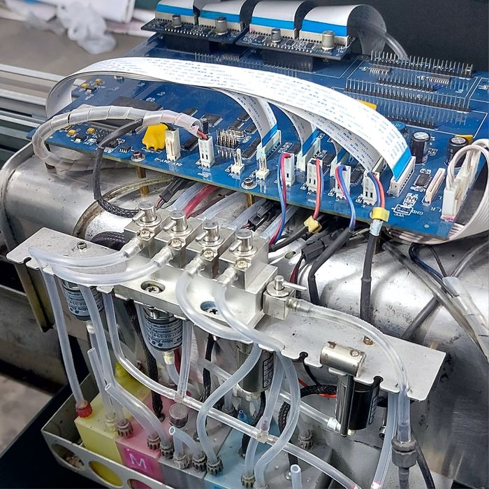 Широкоформатный принтер