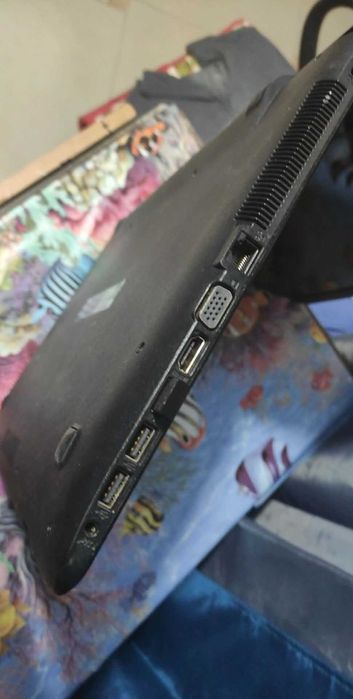 Vand laptop ASUS 16'' MODEL R725 S