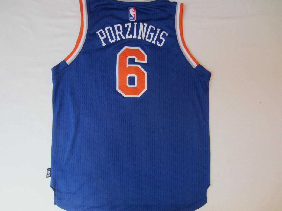 Maiou baschet PORZINGIS, NY KNIKS , masura M, Adidas,  nou