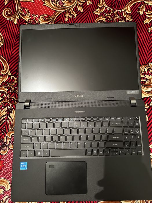 Windows travelmate p215-53