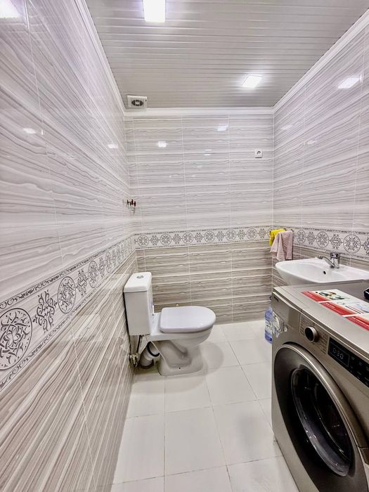 Chilonzor tumani Farhod bozori yonida arenda kvartera bor