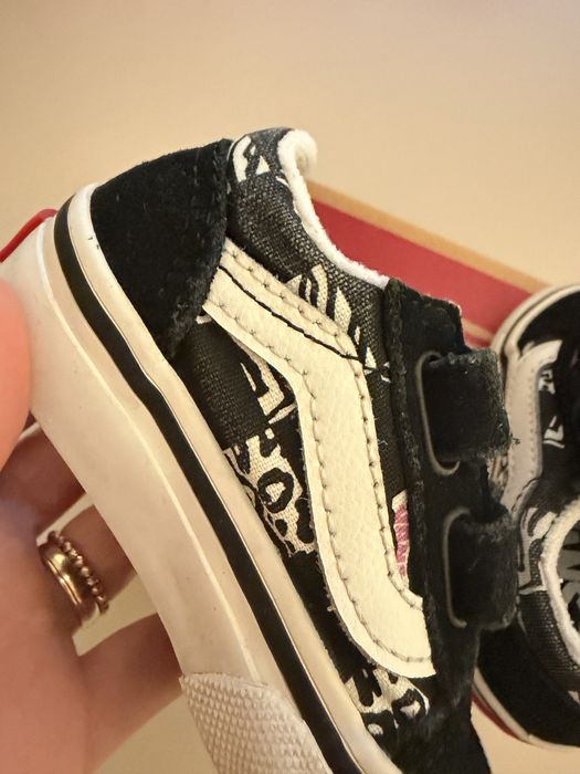 Vans за момиче 18 номер